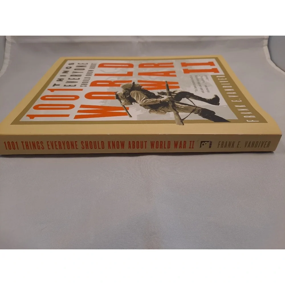 1001 Things‎ Everyone Should Know About World War II - Frank Vandiver- 2002